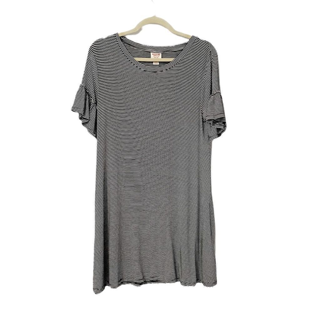 Mossimo Black &White Striped T Shirt Dress Size S